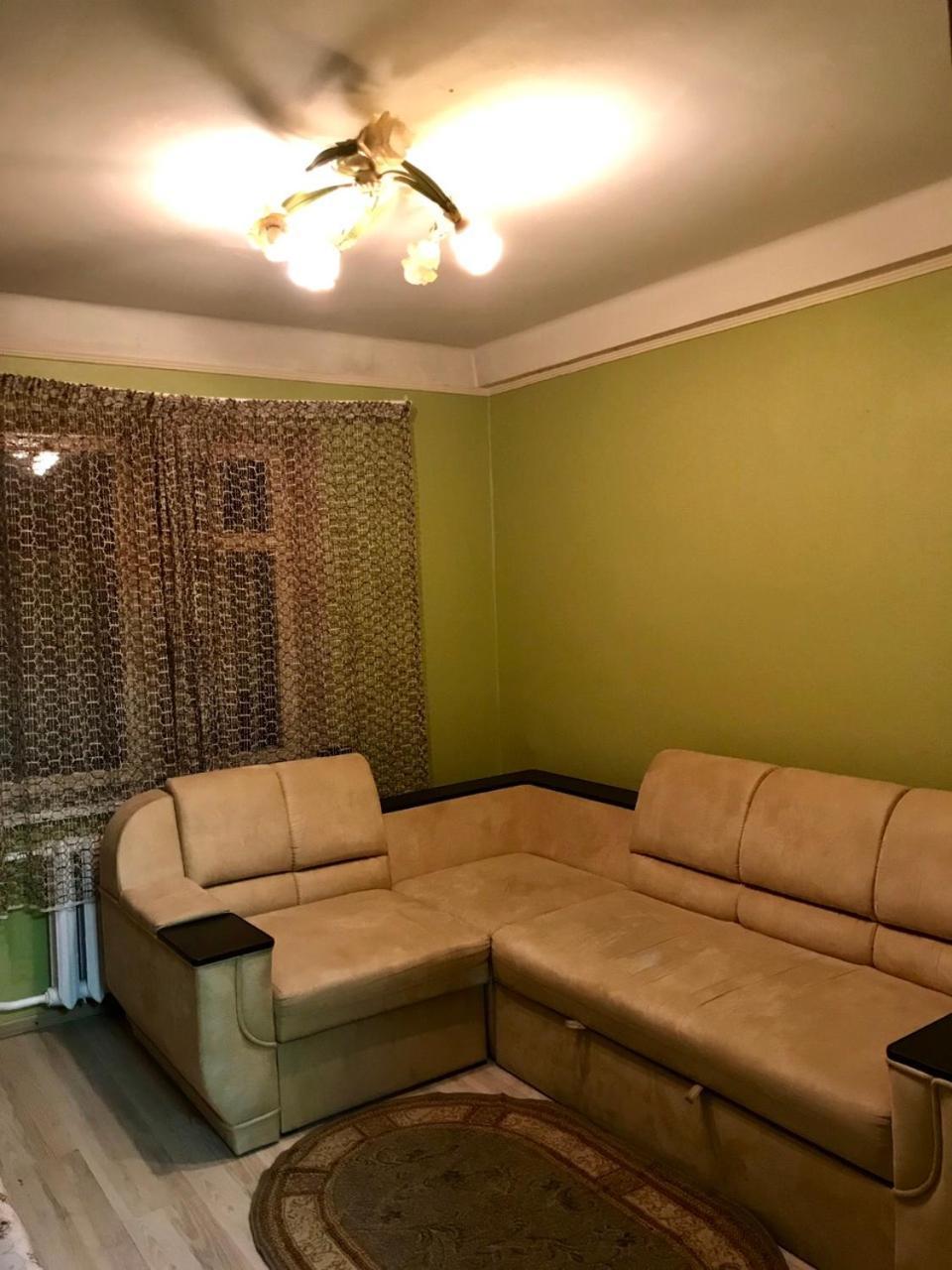Метро Кпи, Улица Борщаговская Kiev Exterior foto
